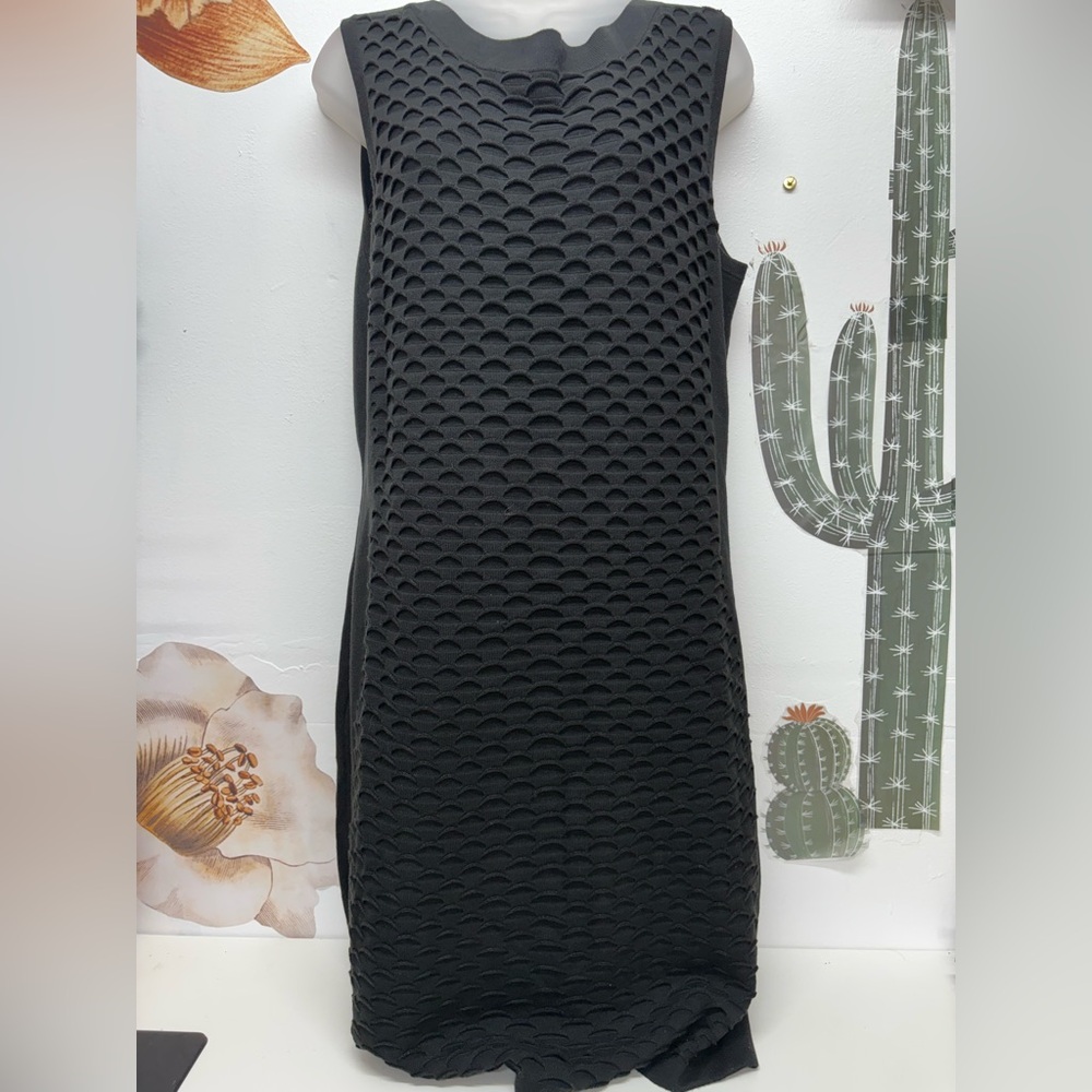 CONNECTED APPAREL Black Textured Sleeveless Dress